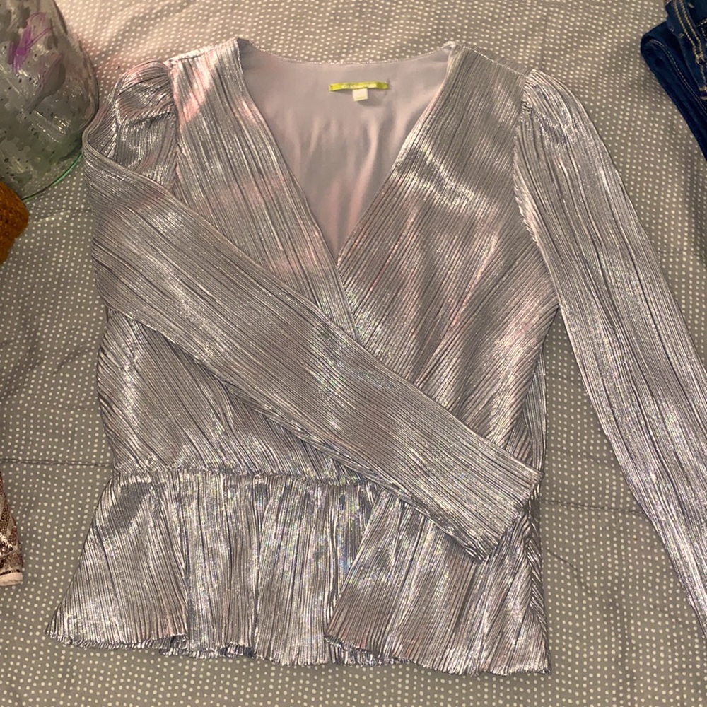 Women’s size small metallic dress shirt Gianni bini